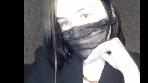 Dita online show from December 29, 11:50 pm