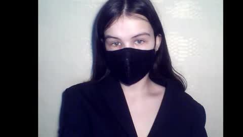Dita online show from February 6, 2:37 pm