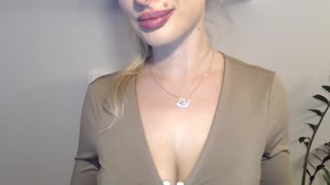 MarilynDevilish online show from December 13, 11:39 pm