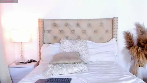 marilynrossy online show from October 29, 3:31 am