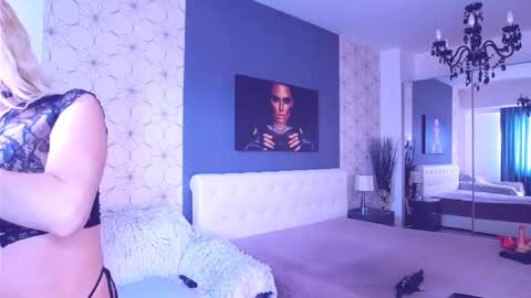 Mary Mais online show from February 10, 8:18 am