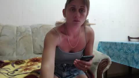 Snapshot of marina1995d chatting on June 15, 1:46 pm FOREVER YOURS online show from June 15, 1:46 pm