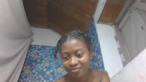 Snapshot of marinagold69 chatting on May 20, 8:42 am marinagold69 online show from May 20, 8:42 am