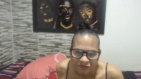 Snapshot of marinamilf chatting on December 23, 3:01 pm Marina online show from December 23, 3:01 pm
