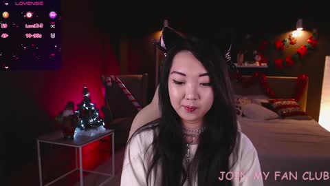 Marine  online show from December 18, 5:31 pm