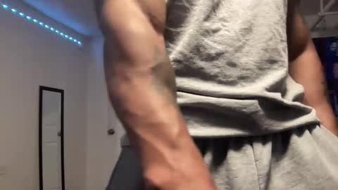 Snapshot of marineguyk19 chatting on January 13, 6:13 pm Z online show from January 13, 6:13 pm