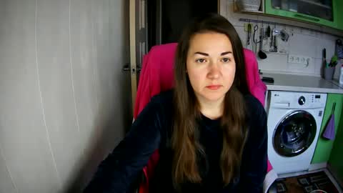 MarinettaQhot online show from December 7, 11:18 am