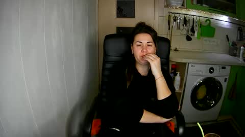 MarinettaQhot online show from February 3, 12:58 am