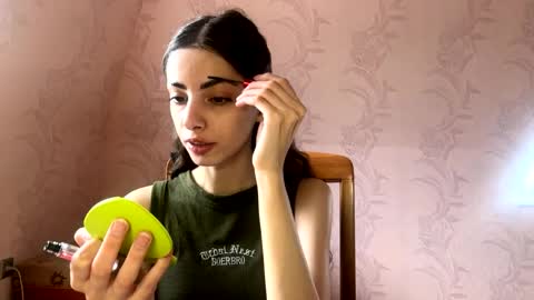 Snapshot of marinvorsburgh chatting on May 18, 9:04 am Anny online show from May 18, 9:04 am
