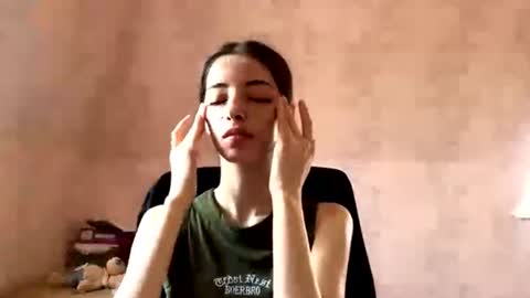 Snapshot of marinvorsburgh chatting on July 14, 7:13 am Anny online show from July 14, 7:13 am