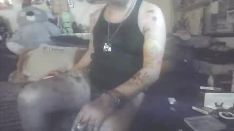 Snapshot of mario_1974 chatting on March 29, 8:14 am Ray online show from March 29, 8:14 am