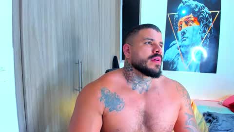 Mario Teran online show from October 29, 2:03 am