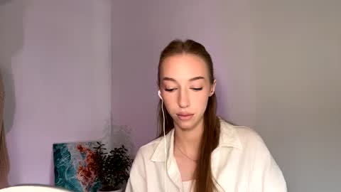 Snapshot of marioindal chatting on June 14, 8:27 am Amelia online show from June 14, 8:27 am