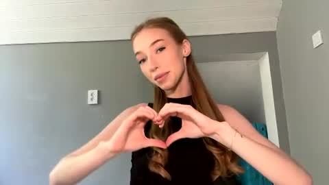 Amelia online show from June 17, 10:17 am