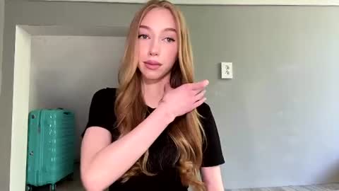 Amelia online show from June 24, 9:41 am