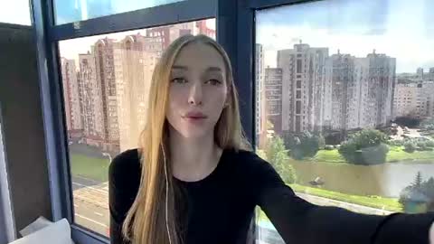 Amelia online show from July 7, 9:13 am