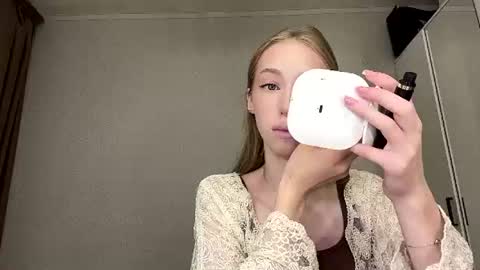 Amelia online show from July 28, 8:54 am