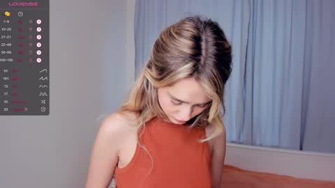 Alivia. online show from December 11, 9:09 am