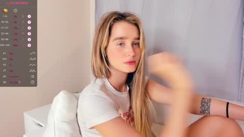 Alivia. online show from December 24, 12:55 pm