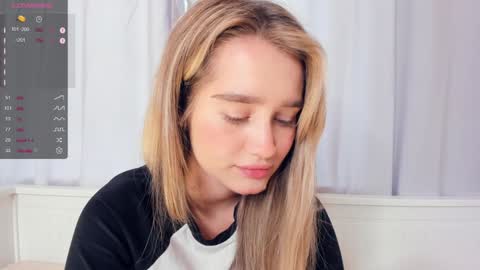 Alivia. online show from December 25, 9:13 am