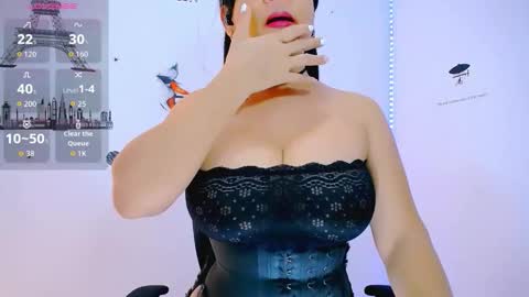 Snapshot of mariposaxox chatting on November 28, 6:05 am Pao online show from November 28, 6:05 am