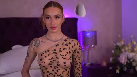 Marissa online show from June 15, 5:09 am