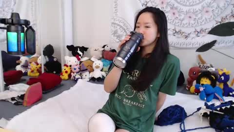 MarissaPeach online show from November 9, 1:31 pm