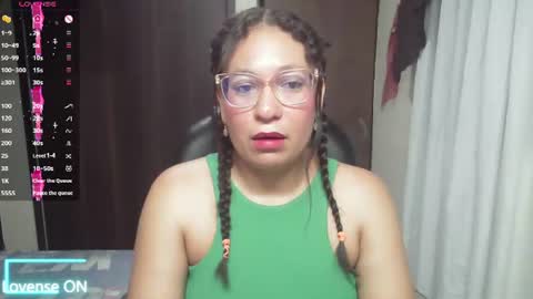 Snapshot of maritsa_millerr chatting on June 26, 10:52 am maritsa online show from June 26, 10:52 am