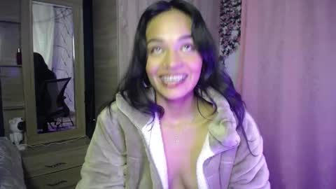 Maritza Ferrer -Samara Beltran online show from February 2, 11:08 am