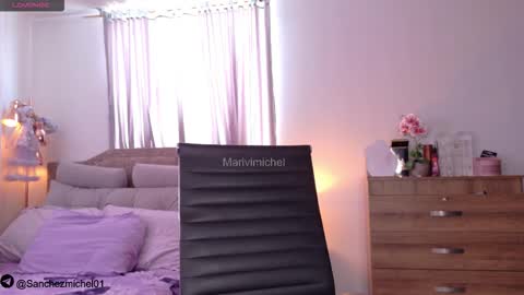 Snapshot of marivimichel03 chatting on October 12, 7:02 pm online show from October 12, 7:02 pm