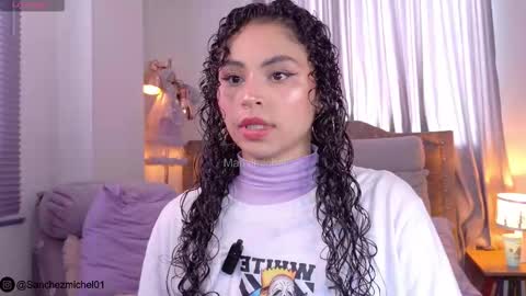 Snapshot of marivimichel03 chatting on October 27, 7:07 pm online show from October 27, 7:07 pm