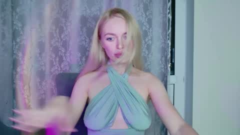 mariwell online show from June 9, 8:20 pm