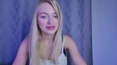 mariwell online show from June 21, 10:23 pm