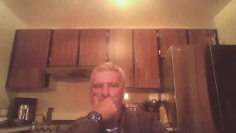 Snapshot of mark0577 chatting on October 9, 12:41 am mark0577 online show from October 9, 12:41 am