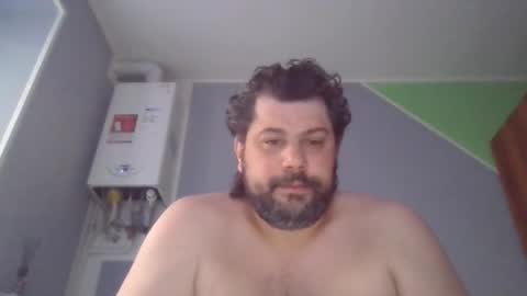 mark2985555 online show from April 2, 2:58 pm