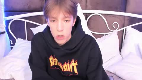 Snapshot of mark_branston chatting on September 30, 4:12 pm Mark online show from September 30, 4:12 pm