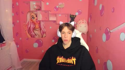 Snapshot of mark_branston chatting on October 1, 9:10 pm Mark online show from October 1, 9:10 pm