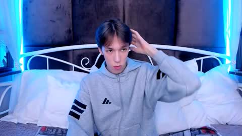 Snapshot of mark_branston chatting on October 4, 4:05 pm Mark online show from October 4, 4:05 pm