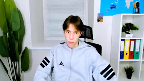 Snapshot of mark_branston chatting on October 8, 3:42 pm Mark online show from October 8, 3:42 pm