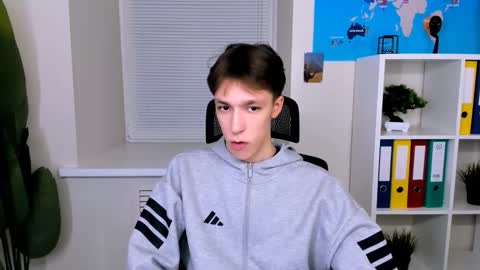 Snapshot of mark_branston chatting on October 17, 3:25 pm Mark online show from October 17, 3:25 pm