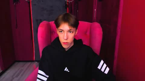 Snapshot of mark_branston chatting on October 20, 10:49 am Mark online show from October 20, 10:49 am