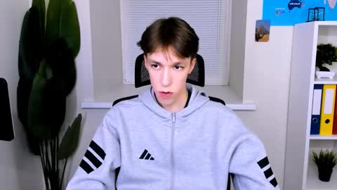 Snapshot of mark_branston chatting on October 23, 3:33 pm Mark online show from October 23, 3:33 pm