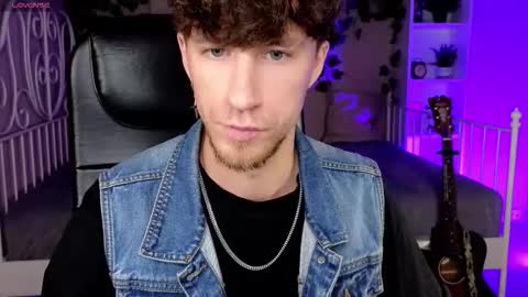 mark_caron online show from October 11, 8:18 pm