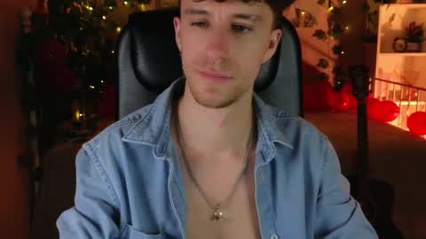 Snapshot of mark_caron chatting on February 19, 8:16 pm mark_caron online show from February 19, 8:16 pm