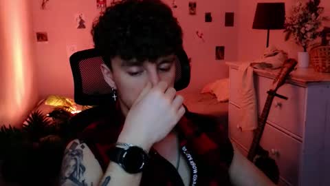 Snapshot of mark_caron chatting on March 12, 12:50 am mark_caron online show from March 12, 12:50 am