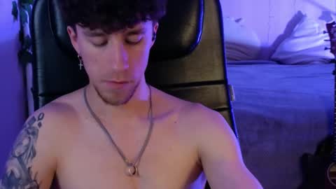 Snapshot of mark_caron chatting on March 14, 12:50 am mark_caron online show from March 14, 12:50 am