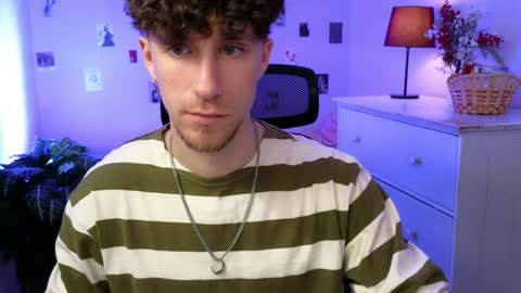 Snapshot of mark_caron chatting on April 2, 8:28 pm mark_caron online show from April 2, 8:28 pm