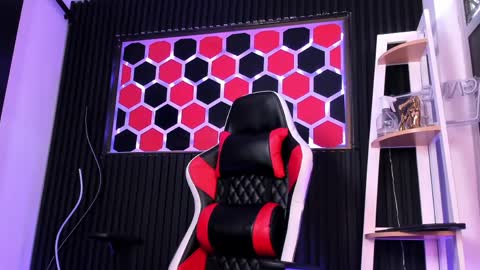mark_diiaz online show from June 6, 1:05 pm