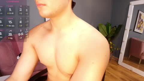Snapshot of mark_evans1_ chatting on February 6, 4:42 am mark_evans1_ online show from February 6, 4:42 am