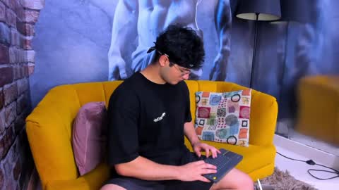 Snapshot of mark_evans1_ chatting on February 7, 2:50 am mark_evans1_ online show from February 7, 2:50 am